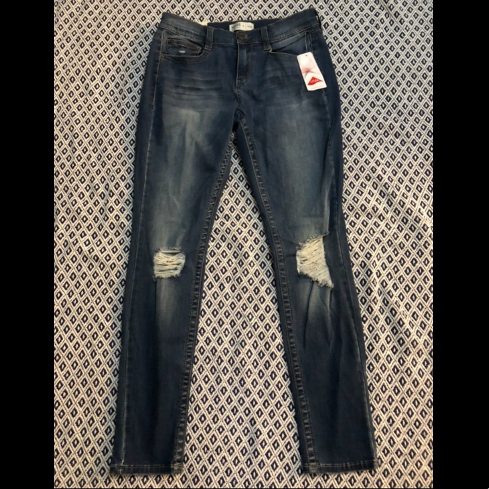 Mudd® FLX Stretch Ripped Skinny Jeans- Juniors’